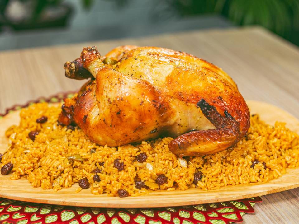 Delicias navideñas: pollo al romero relleno y más recetas para compartir