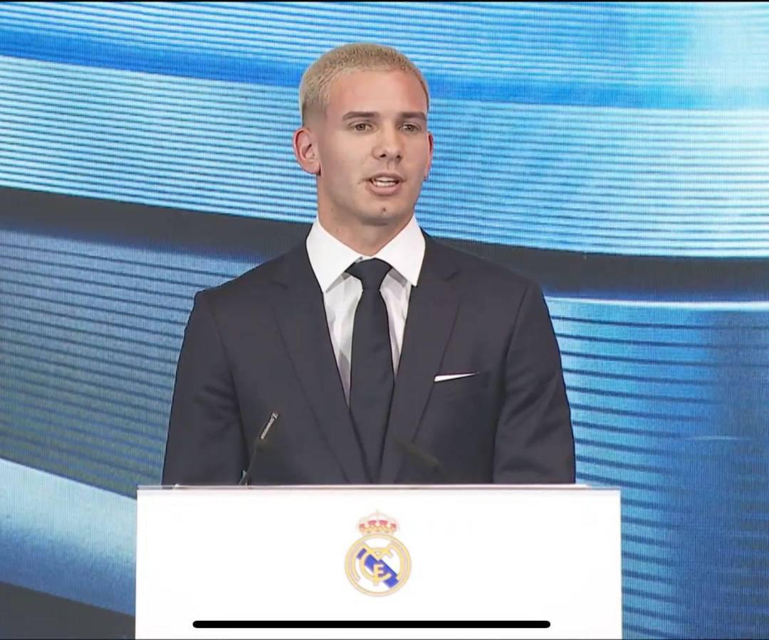 Error del Real Madrid en presentación de Mastantuono, razón de su dorsal y figuras presentes