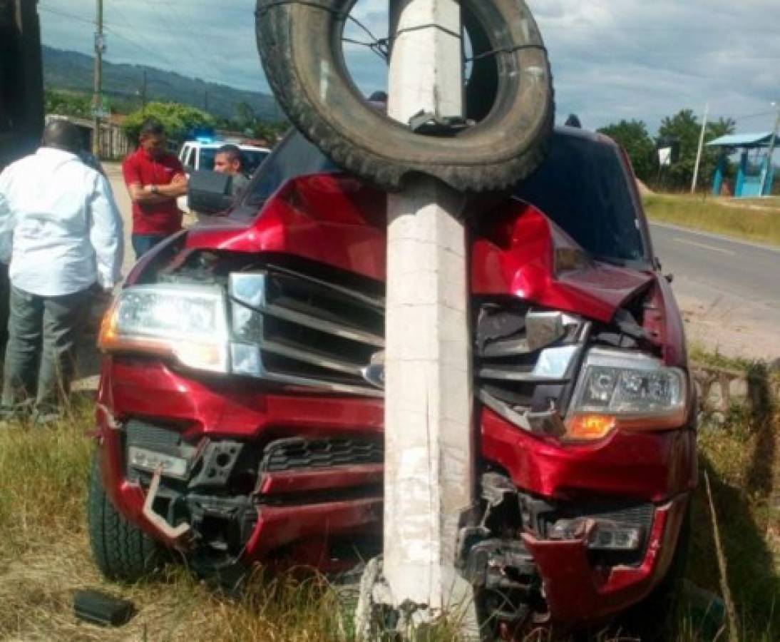 Candidata presidencial Marlene Alvarenga sufre accidente en carretera a Olancho