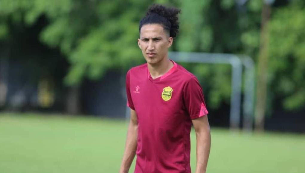 Agentes libres: La larga lista de jugadores sin contrato del fútbol hondureño