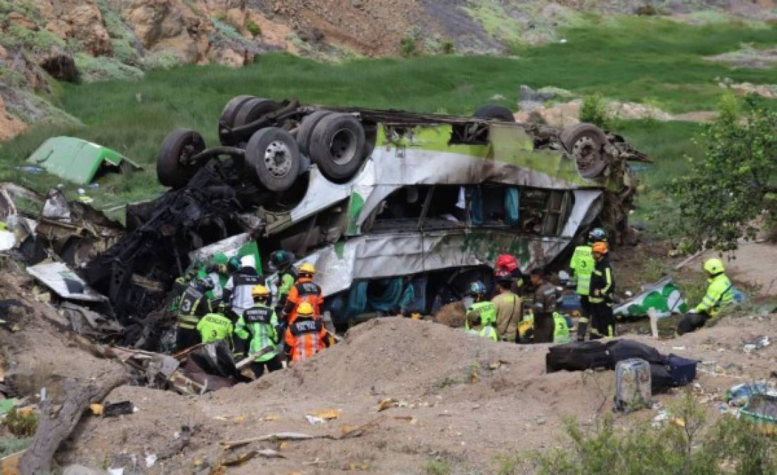 Trágico diciembre en el mundo: Decenas de muertos en accidentes de avionetas y buses