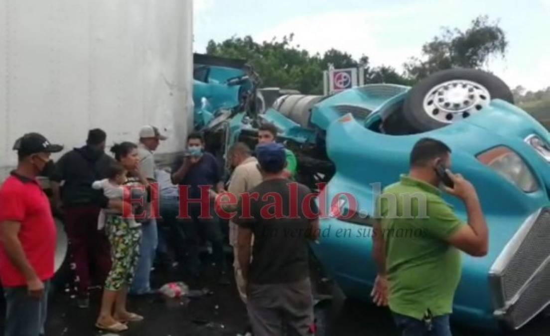 Luto y escombros: imágenes del trágico accidente de una rastra en Zambrano