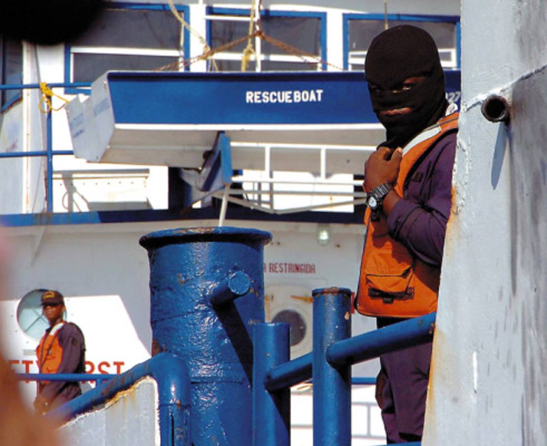 'Sanción administrativa” aplican a barco con combustible