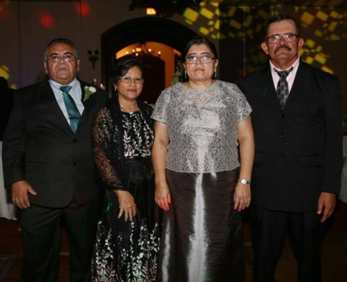 Eduardo Sierra y Yasmín Álvarez ya son esposos ante Dios