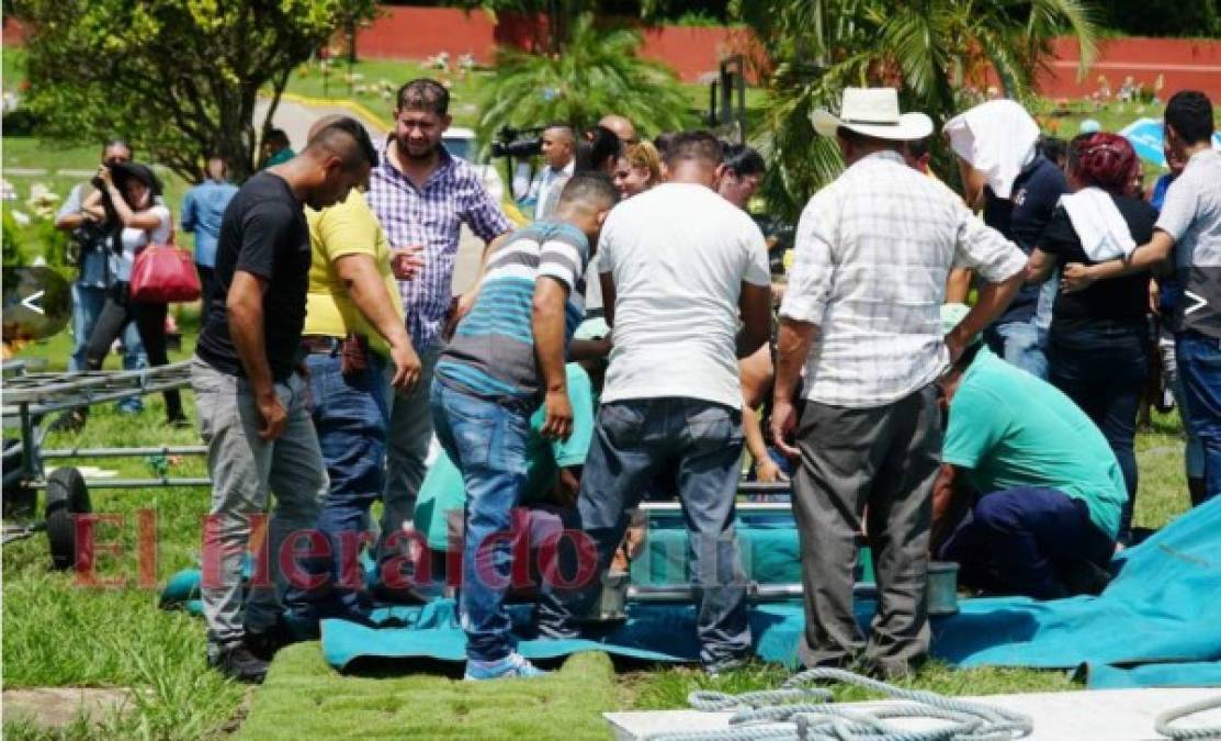 FOTOS: Así fueron los minutos previos a masacre en cementerio de SPS