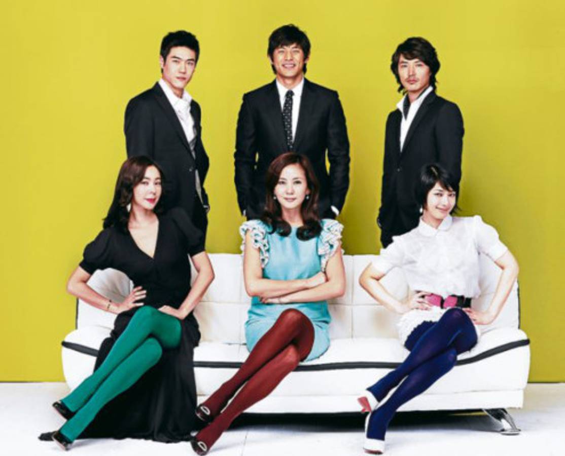 Vea 'La reina de las esposas” en TNH