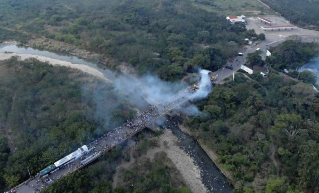 10 fotos que resumen el intento de ingreso de ayuda humanitaria a Venezuela  