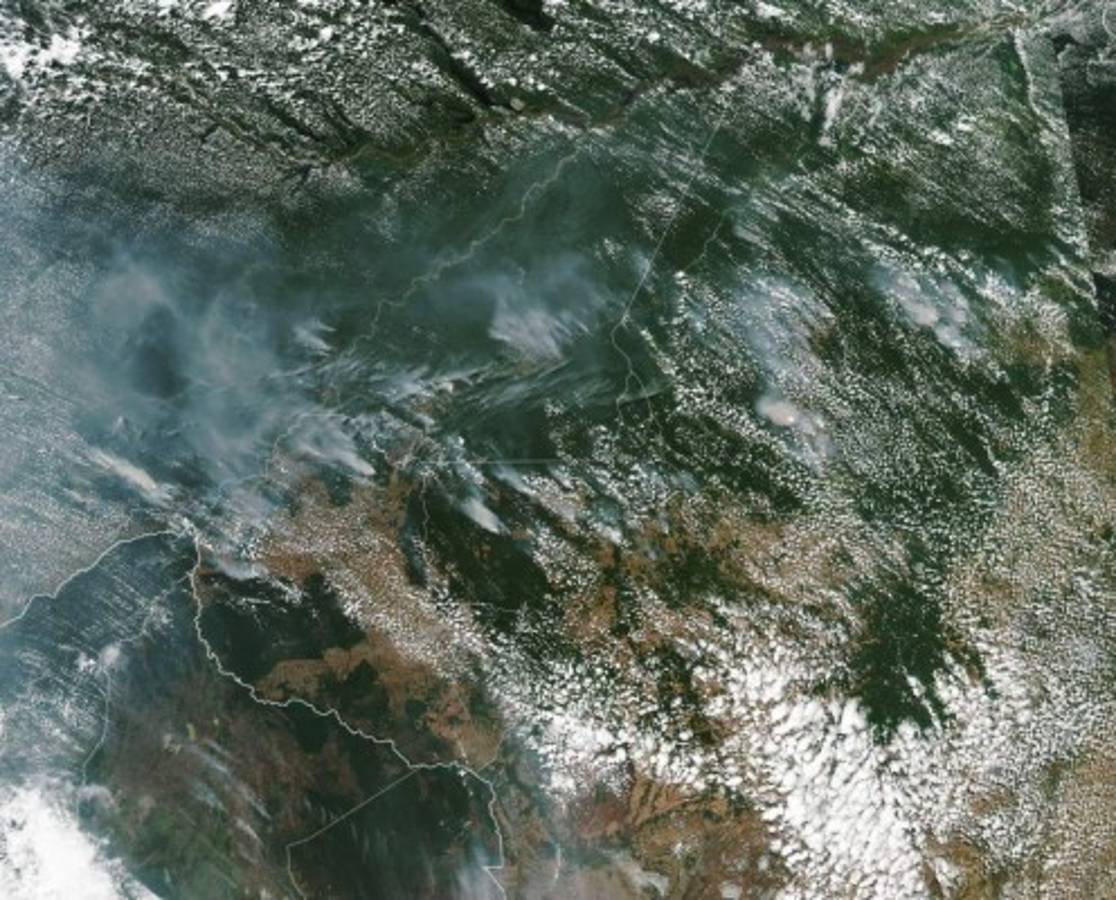 El humo ahoga el norte de Brasil mientras los incendios en la Amazonía se enfurecen