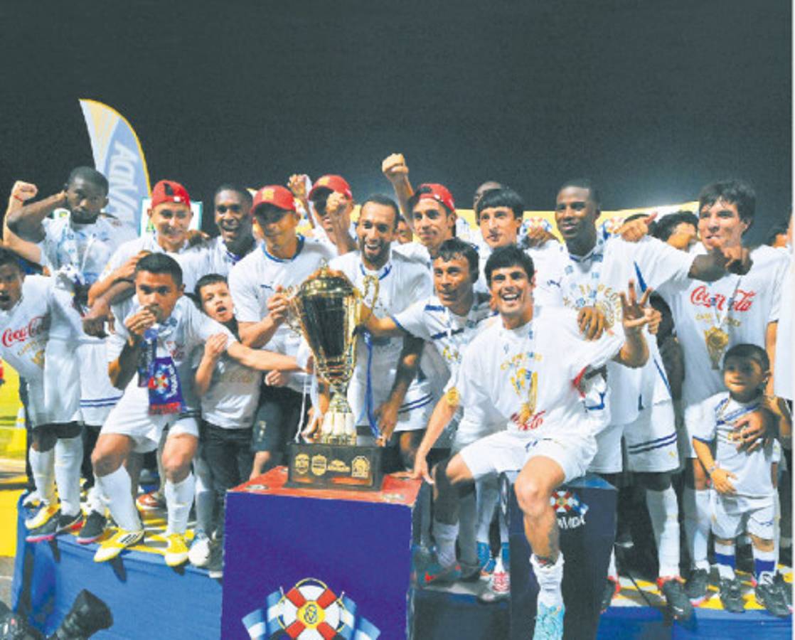 Honduras: Olimpia corona sus 100 años con su segundo tricampeonato