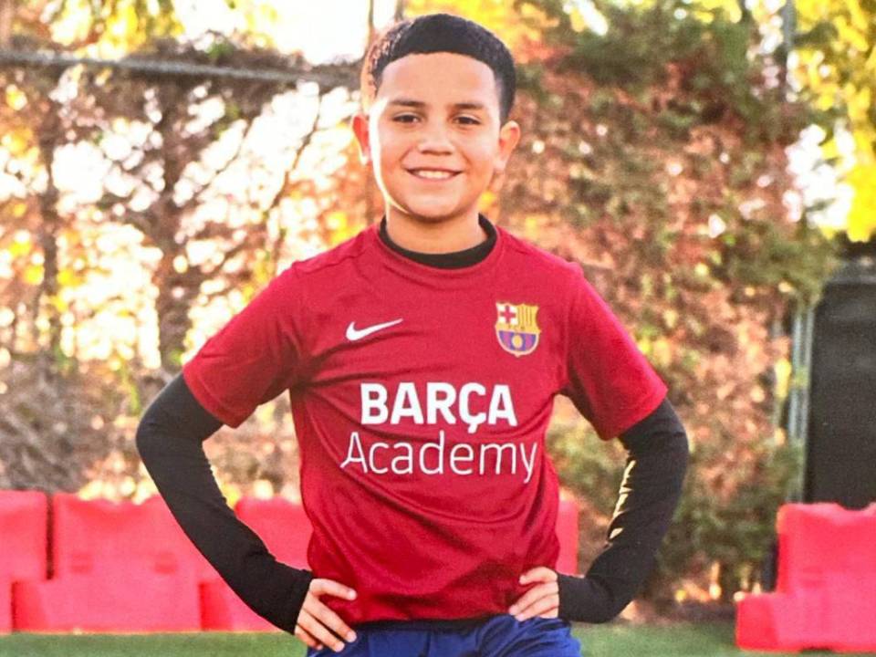 Xavi Hernández un jugador de La Masia que cuenta con nacionalidad hondureña.