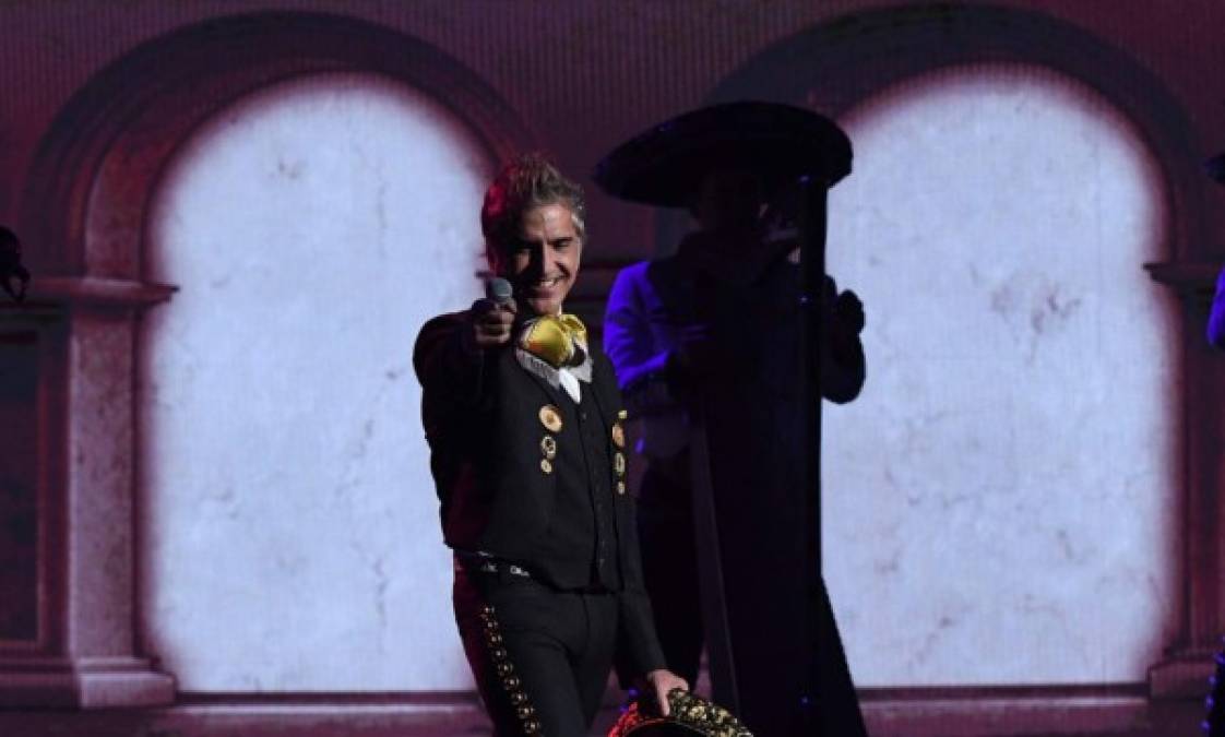 El inolvidable show de tres generaciones de los Fernández en los Latin Grammy 2019