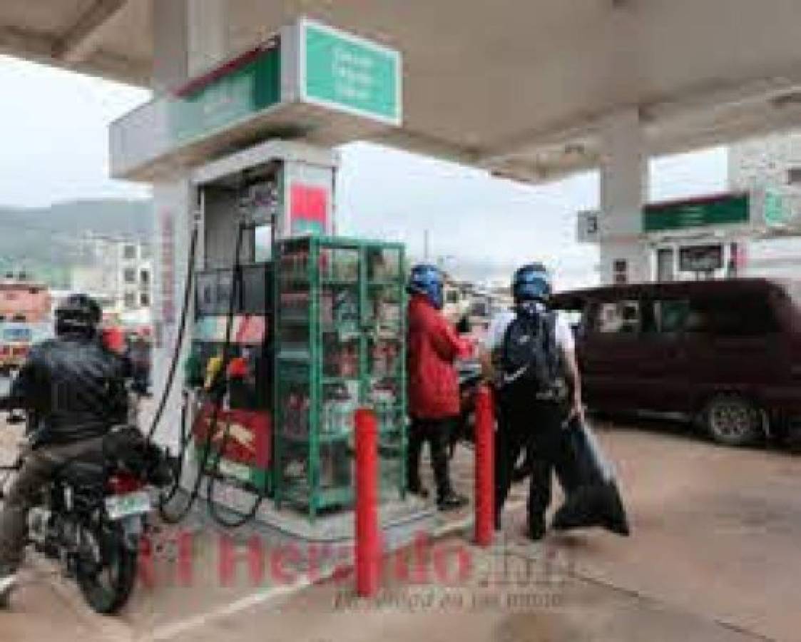 Los combustibles suben de precio en el mercado interno
