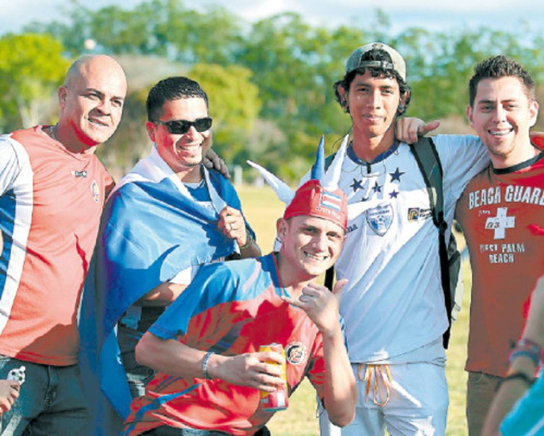 La afición siempre fiel a la Selección de Honduras