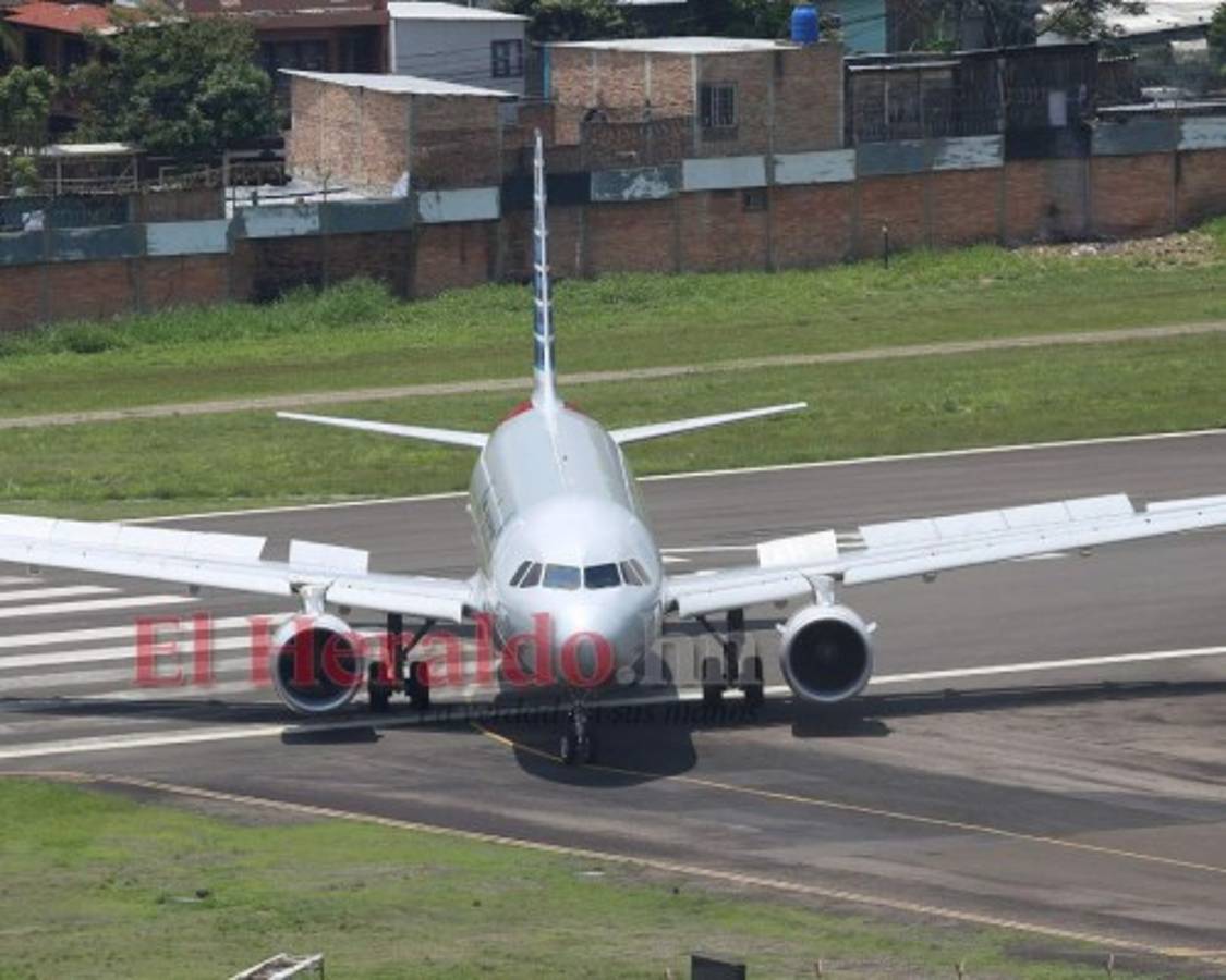 Habilitan vuelos para que hondureños en EEUU retornen al país