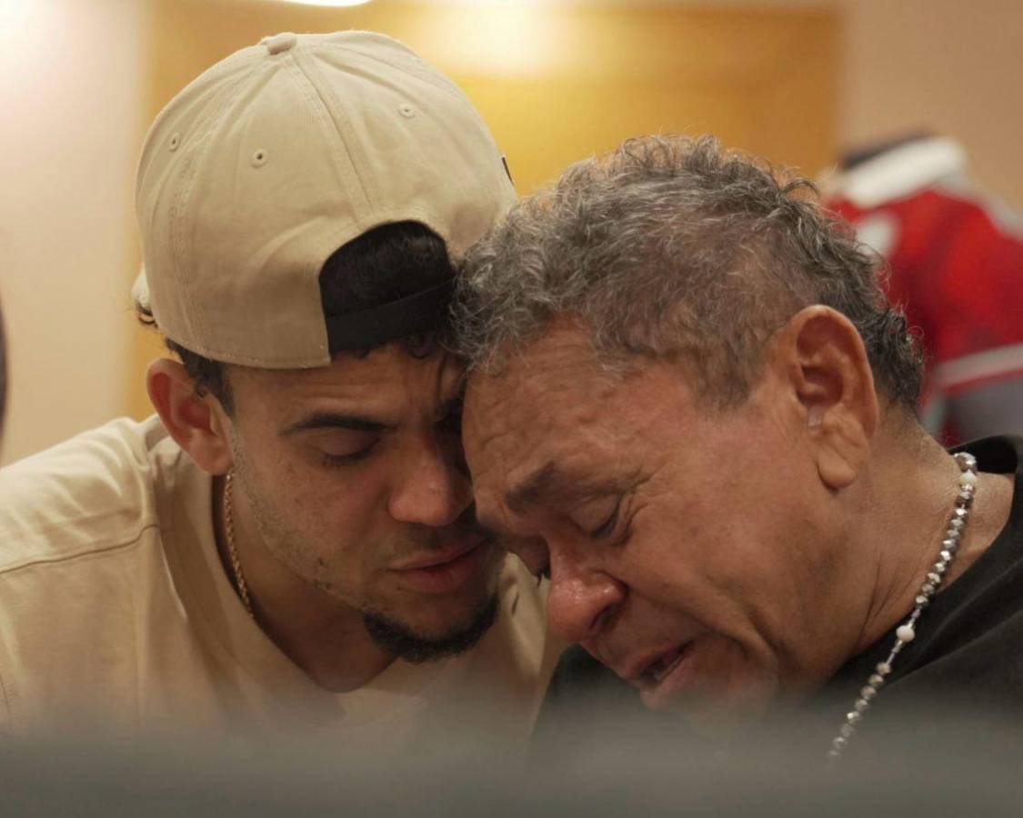 Reencuentro de Luis Díaz, del Liverpool, con su padre, Mané’, en Barranquilla
