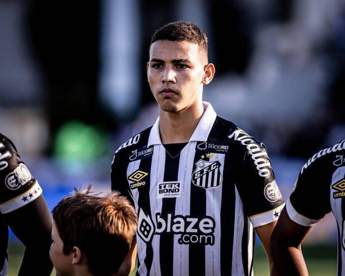 Fichajes: Se va del Barcelona, millonaria oferta por Vinicius y delantero se ofrece al equipo Flick