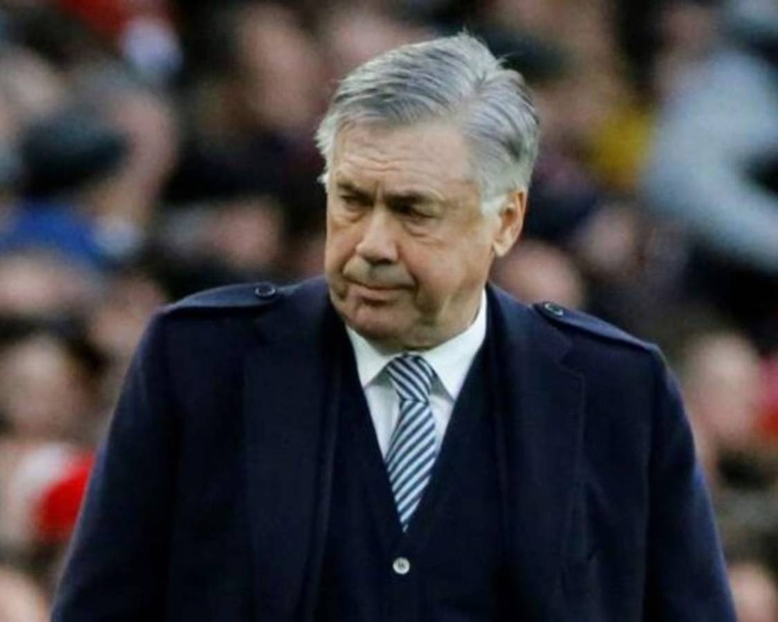 Ancelotti y jugadores del Everton aceptan una baja de salario
