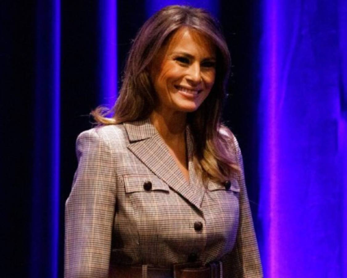 Melania Trump dio negativo a prueba del coronavirus