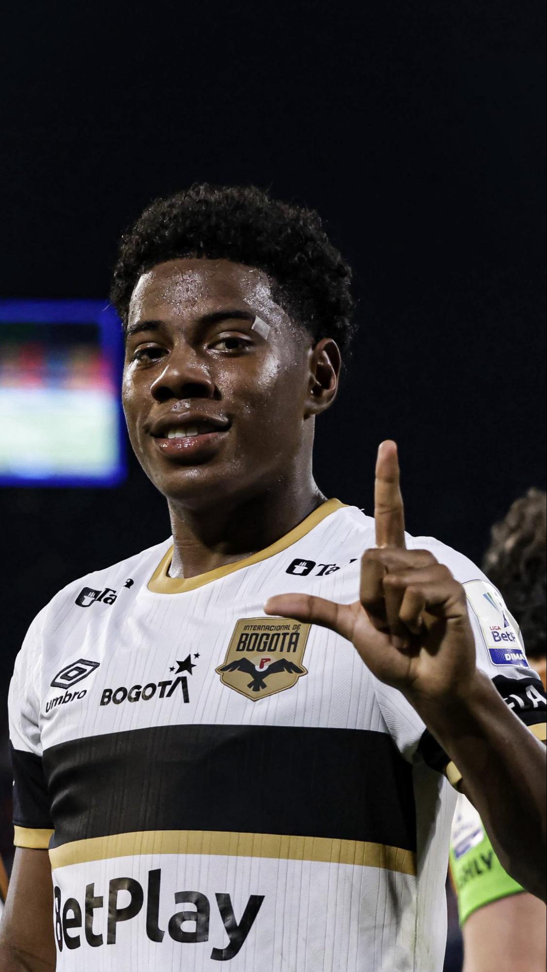 Dereck Moncada sube de valor y este es su nuevo precio tras buen momento en Colombia