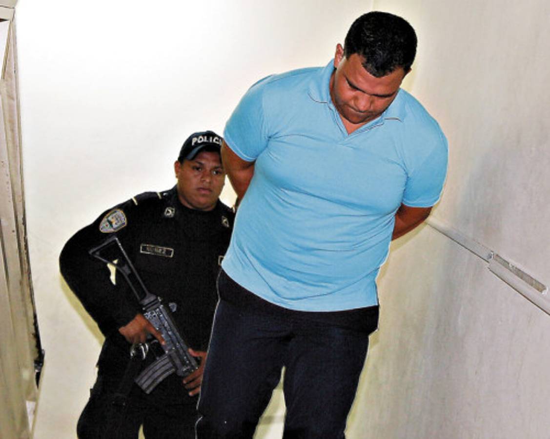 Seguirá en prisión implicado en crimen de joven ejecutivo