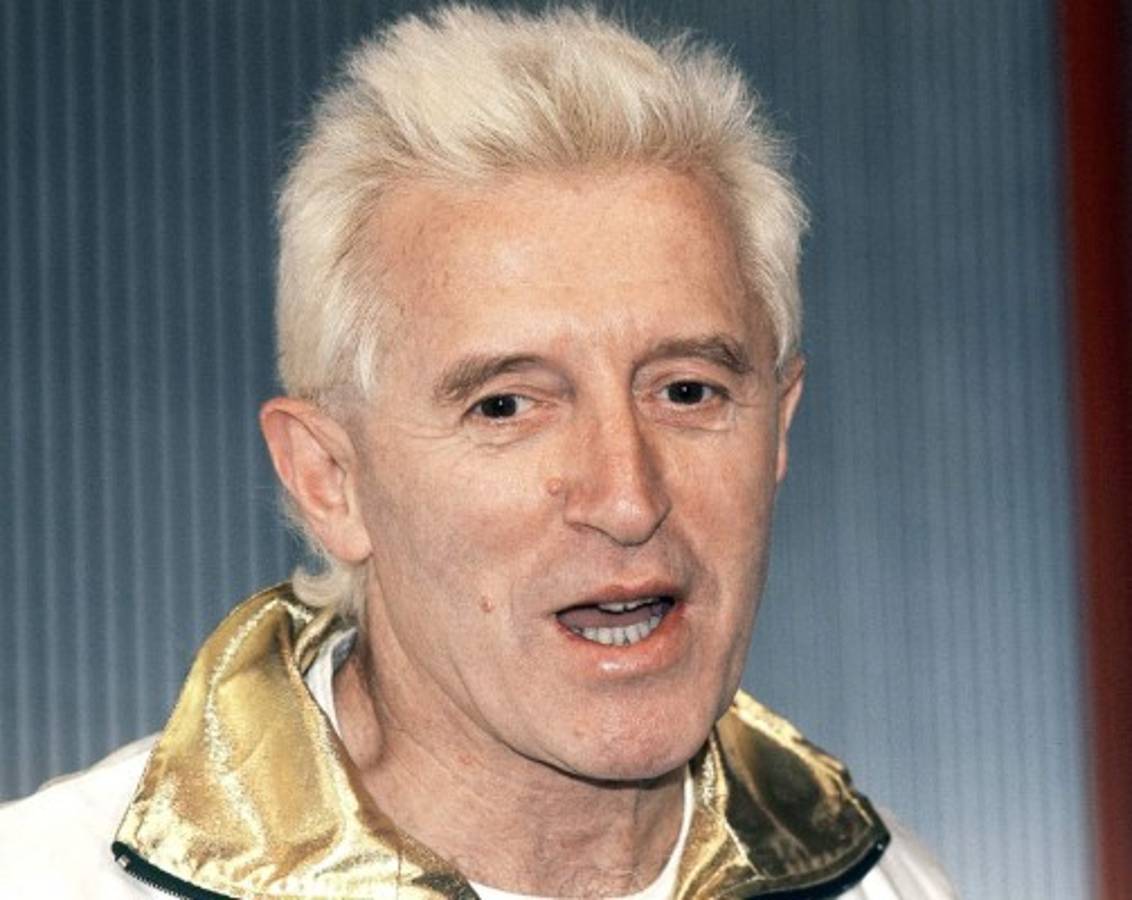 'Veneración' y 'miedo' a famosos de la BBC permitieron abusos sexuales de Savile