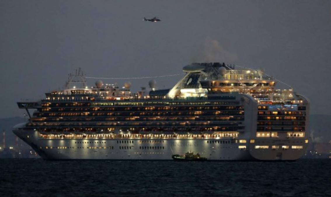 FOTOS: Así es el crucero donde descubrieron a diez personas con coronavirus en Japón