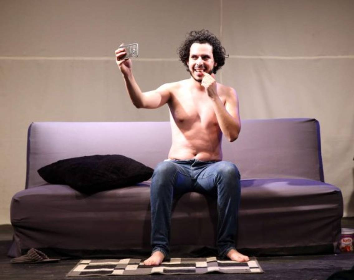 Luchas indistintas en 'La voz humana”