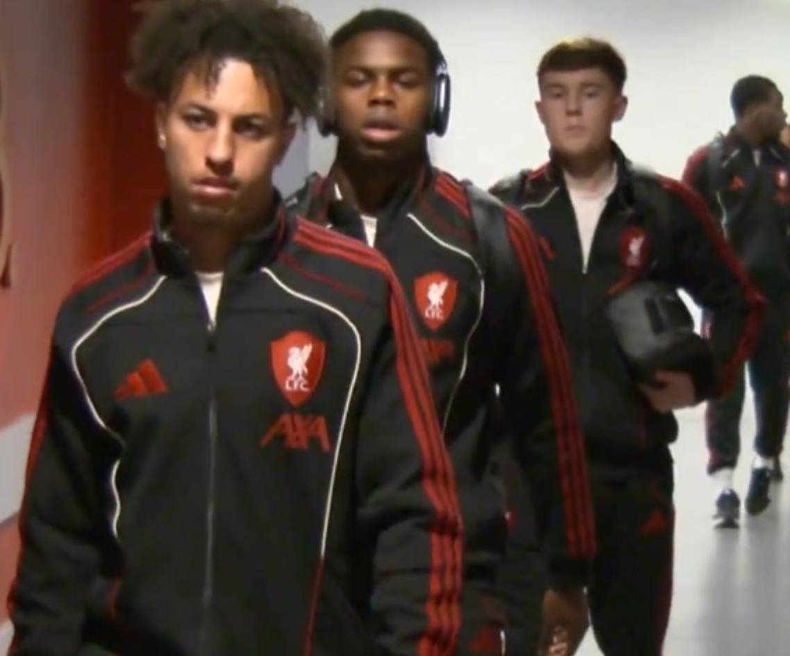 Keyrol Figueroa es convocado por primera vez al primer equipo del Liverpool de Inglaterra