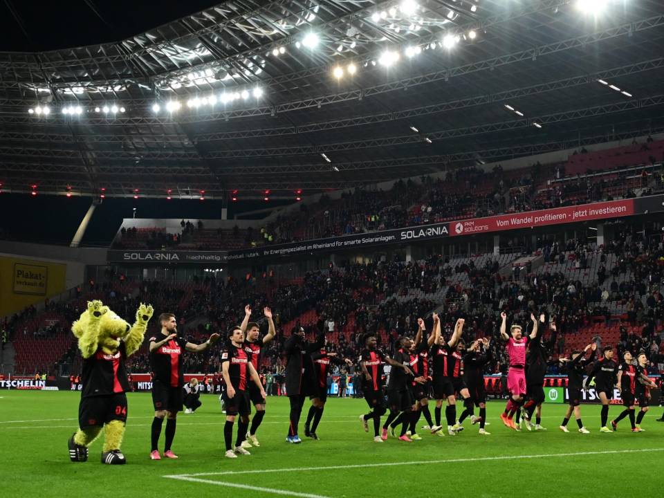 El Bayer Leverkusen derrotó 2-0 al Wolfburgo en condición de local.