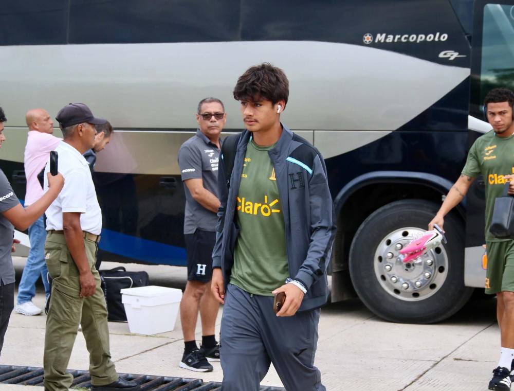 Edwin Rodríguez preocupa, legionario llega con lujosa bolsa y sorpresa en entreno de Honduras