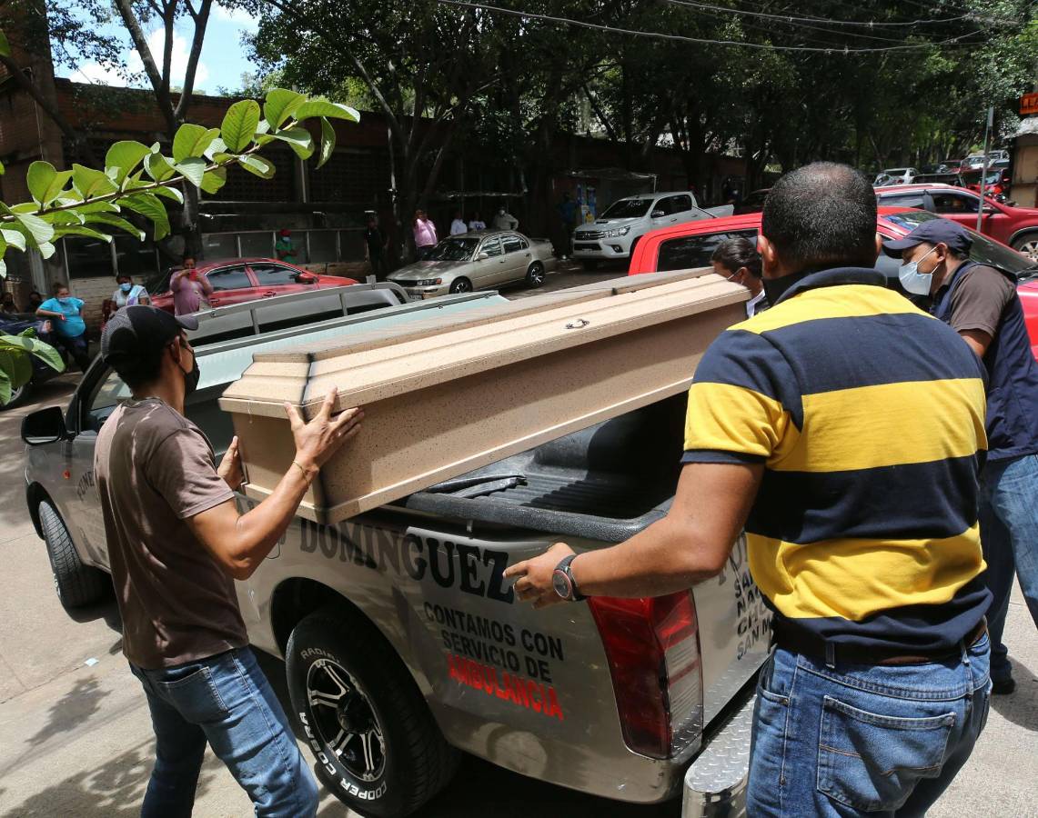 Hombre mata a una mujer y a su hijo en un barrio de Nacaome