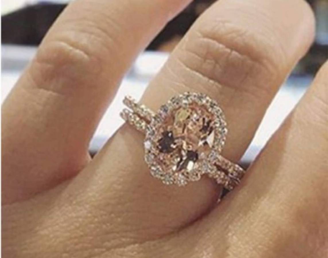 Este es el anillo que mostró la hermana de Cristiano Ronaldo en su cuenta de Instagram.