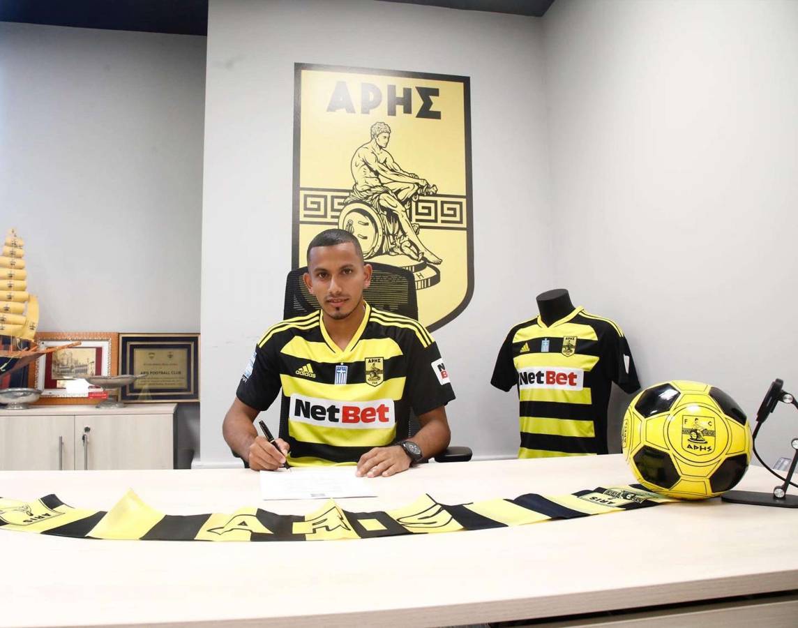 Sigue sin debutar tras un mes: ¿por qué Edwin Rodríguez no ha jugado en el Aris de Grecia?