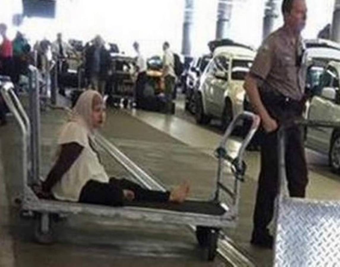 'Voces” le dijeron a hondureña que fuera al aeropuerto