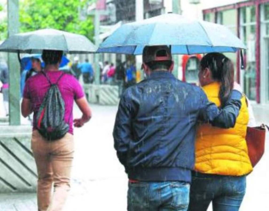 Día de San Valentín estará acompañado de lluvias leves en la mayor parte de Honduras