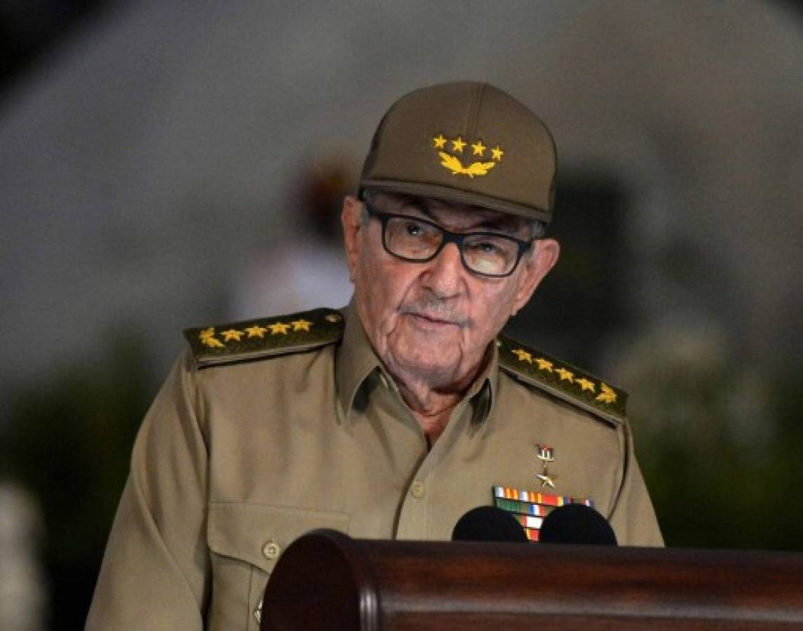Estados Unidos impone sanciones al cubano Raúl Castro, anuncia Pompeo
