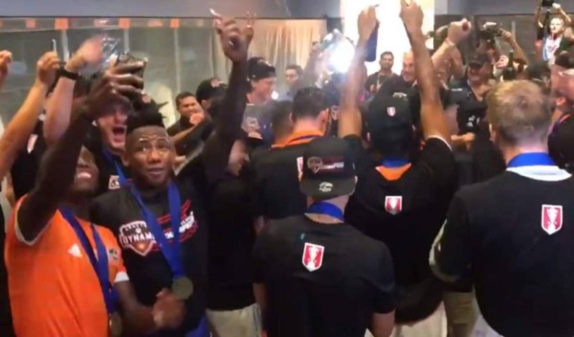 Así celebraron los hondureños del Houston Dynamo el título de la Us Open Cup