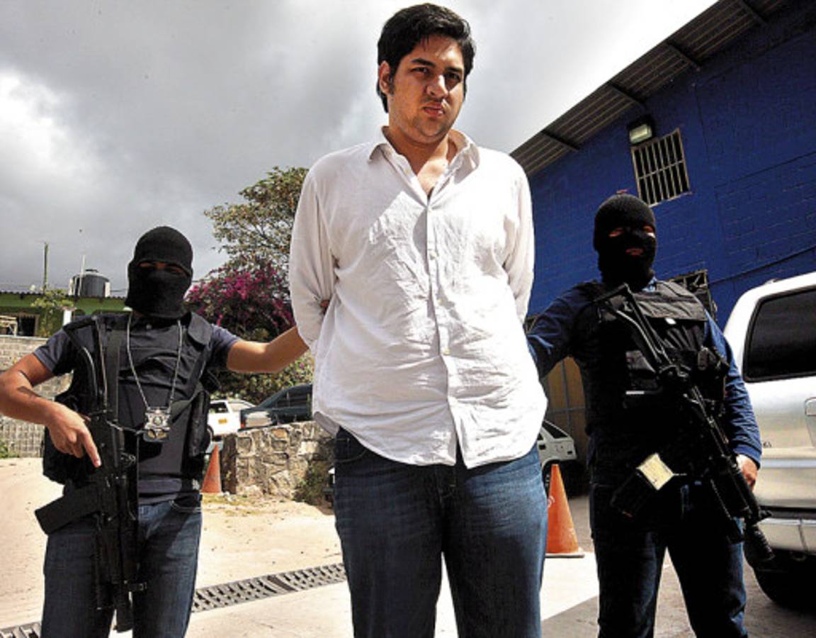 Policía captura a un supuesto falsificador