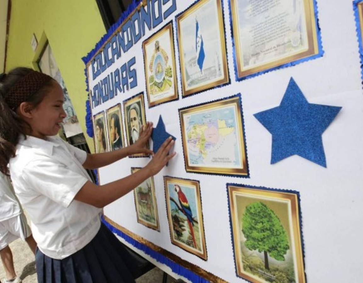 Murales cívicos adornan las paredes de los centros escolares de la capital de Honduras