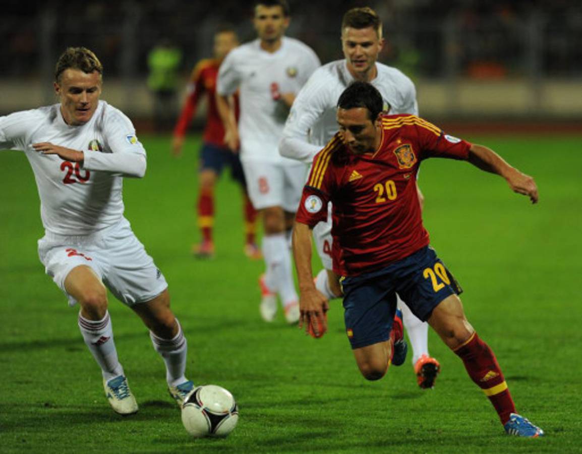 España vence 4-0 al en Bielorrusia y logra liderato
