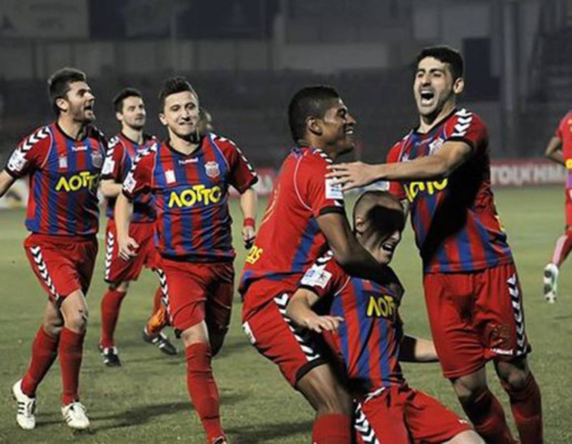 El Veria de Costly sigue con vida en Gecia