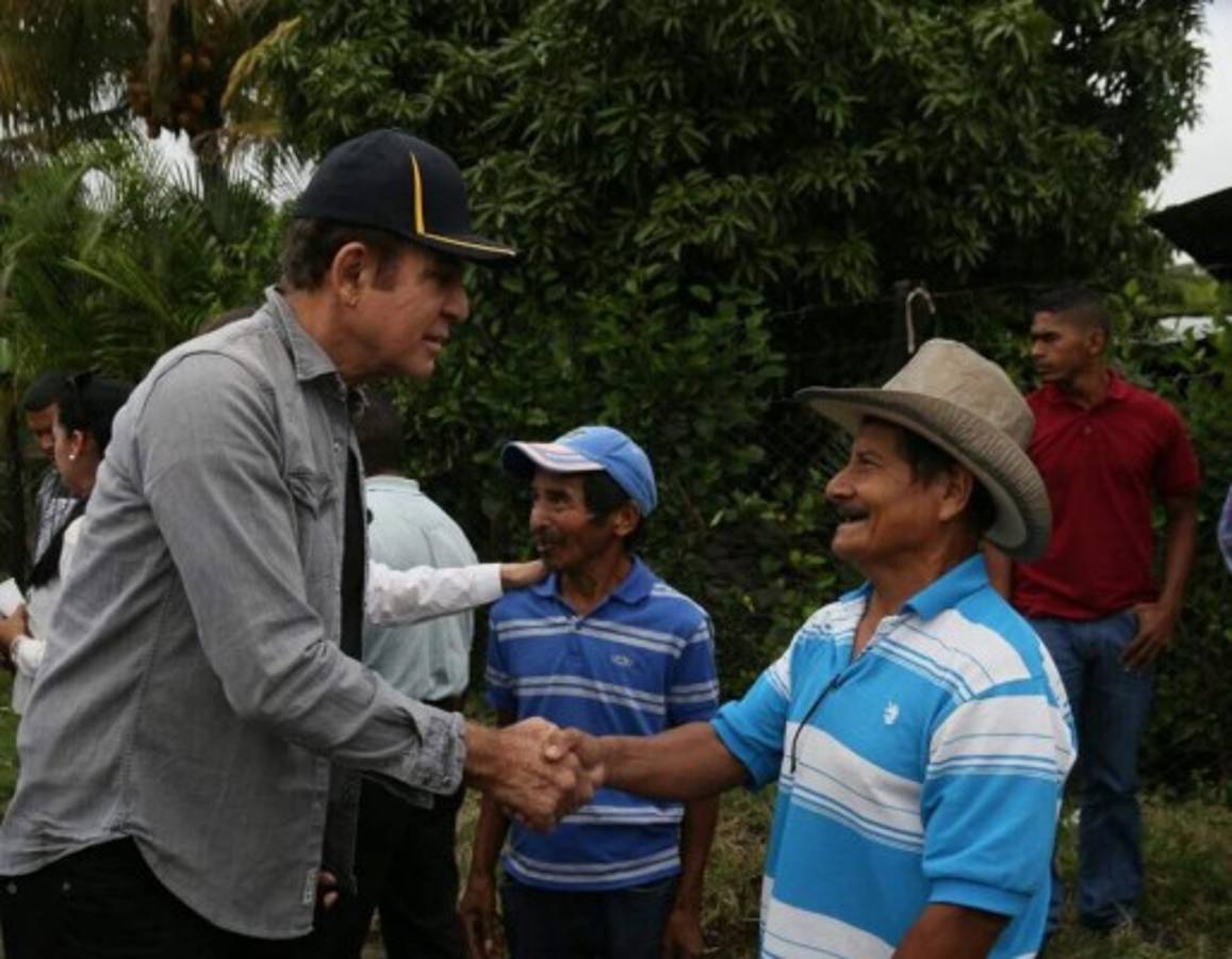 Salvador Nasralla ofrece las chachas para los alcaldes corruptos