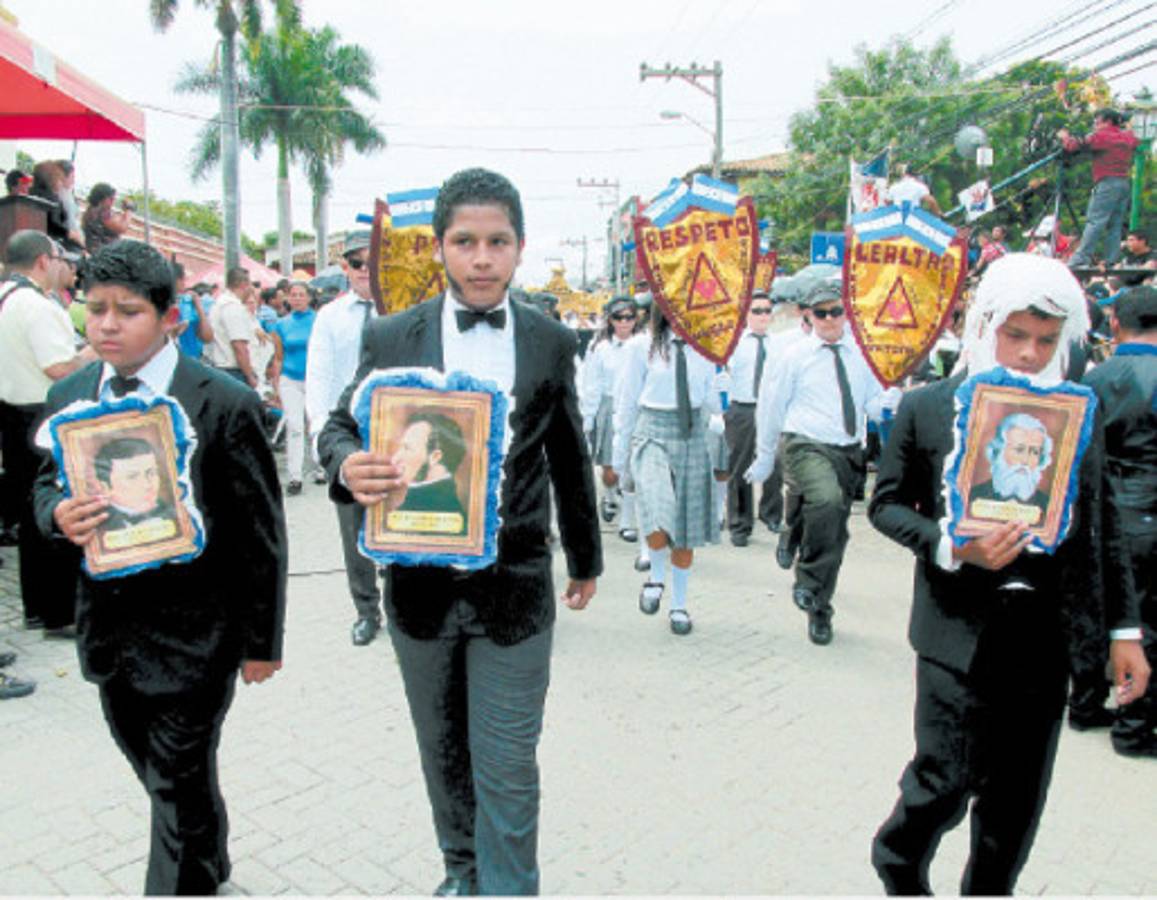 Una fiesta cultural se vivió en Comayagua con los desfiles