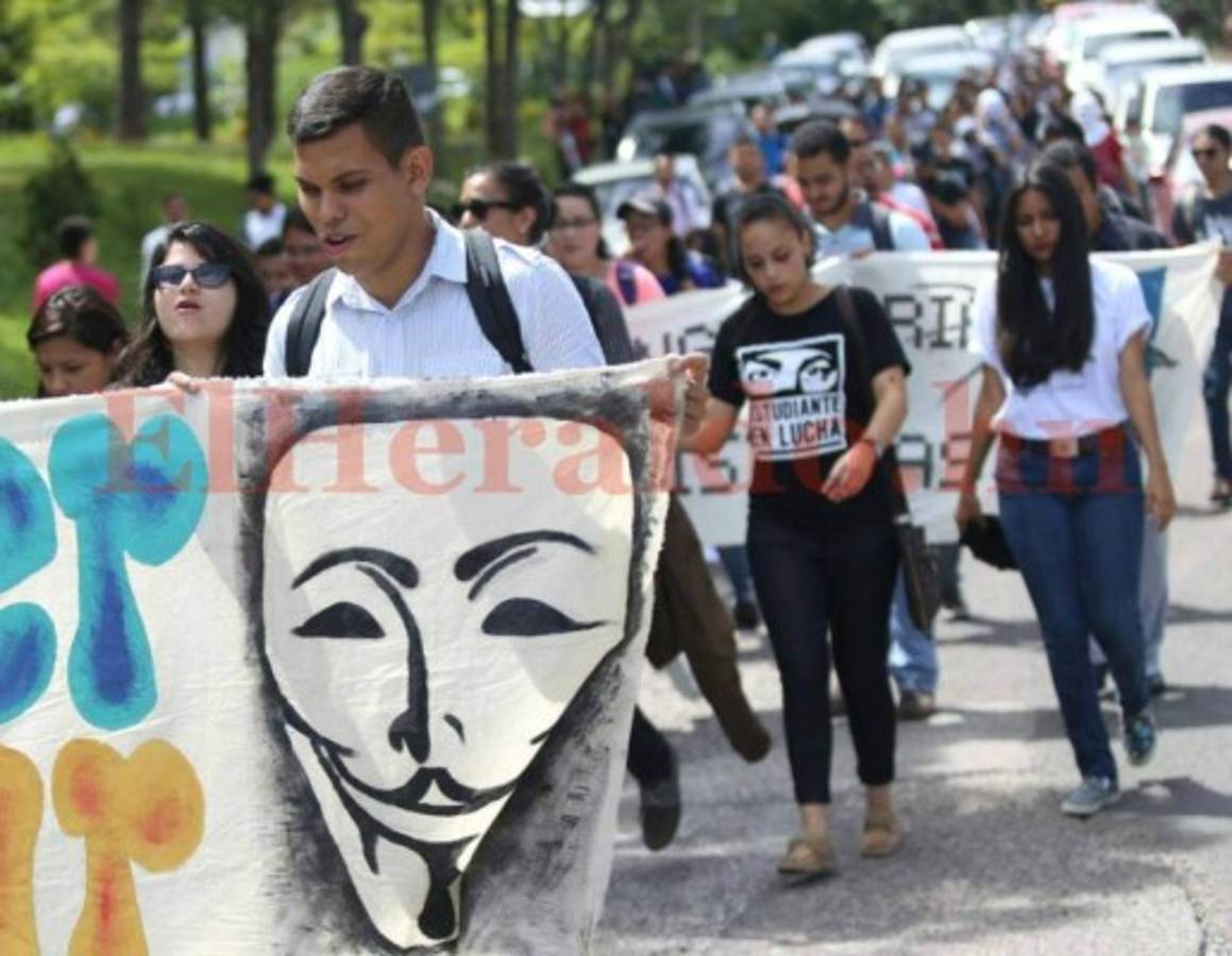 Reanudan diálogo entre estudiantes y autoridades de UNAH