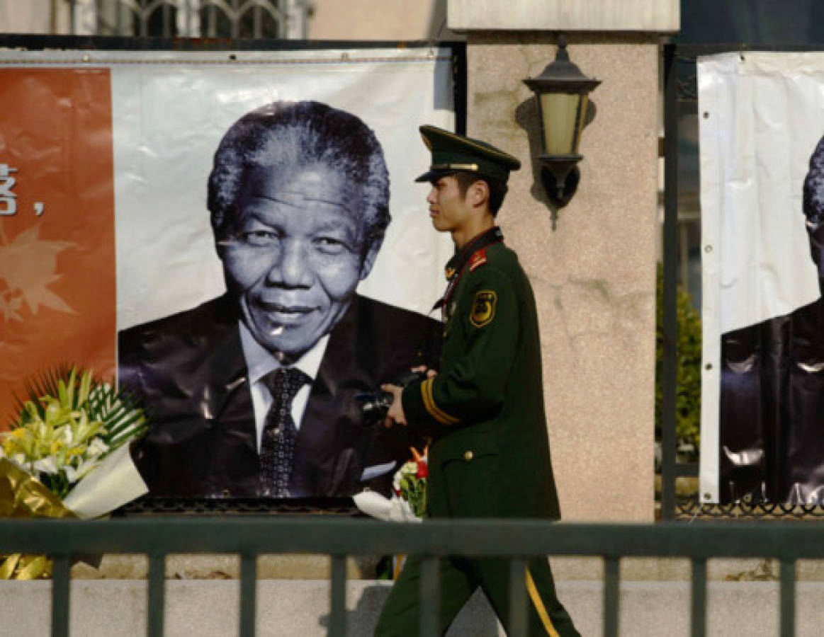 Los homenajes más creativos para Nelson Mandela