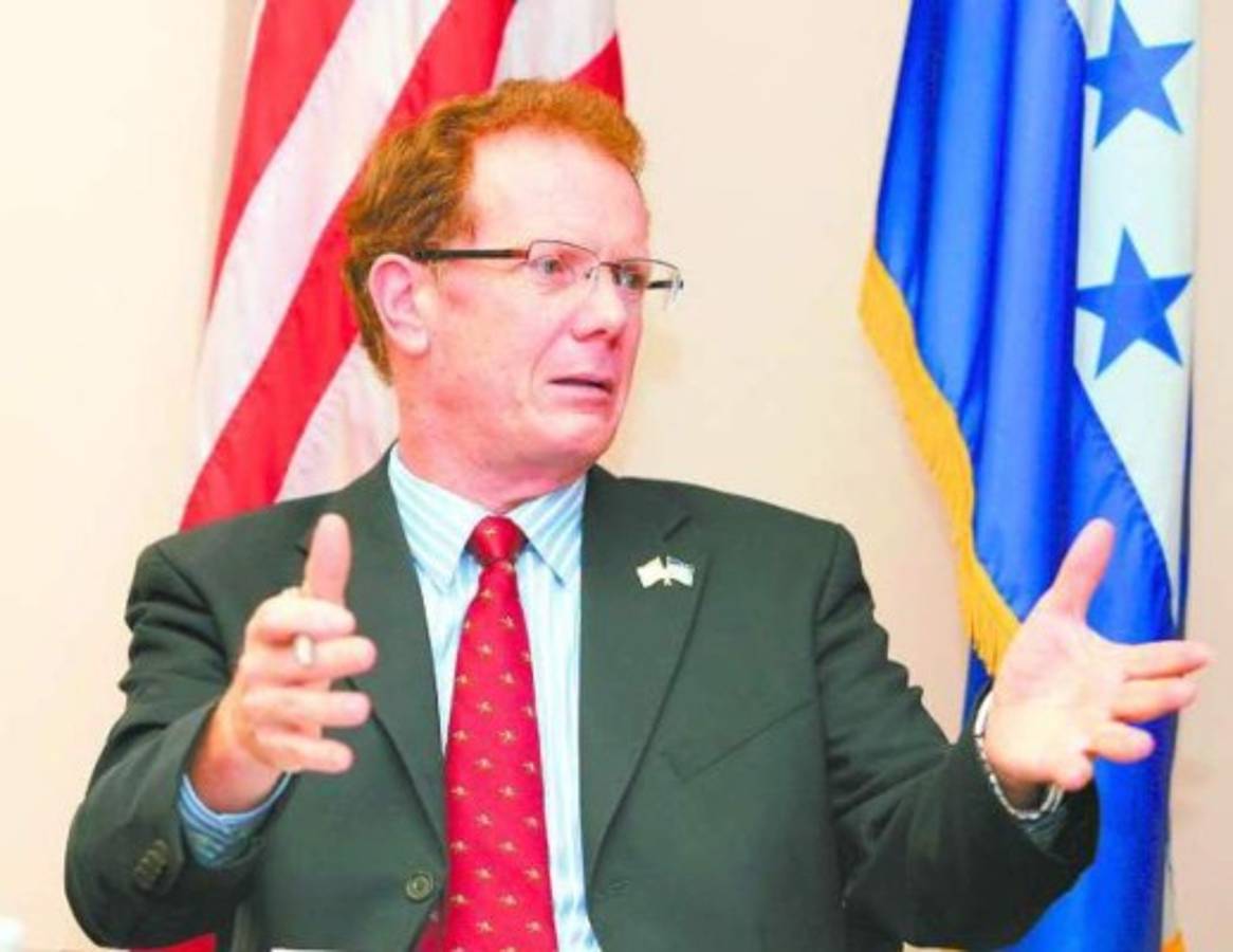 Nealon: Solución contra la corrupción debe ser hondureña