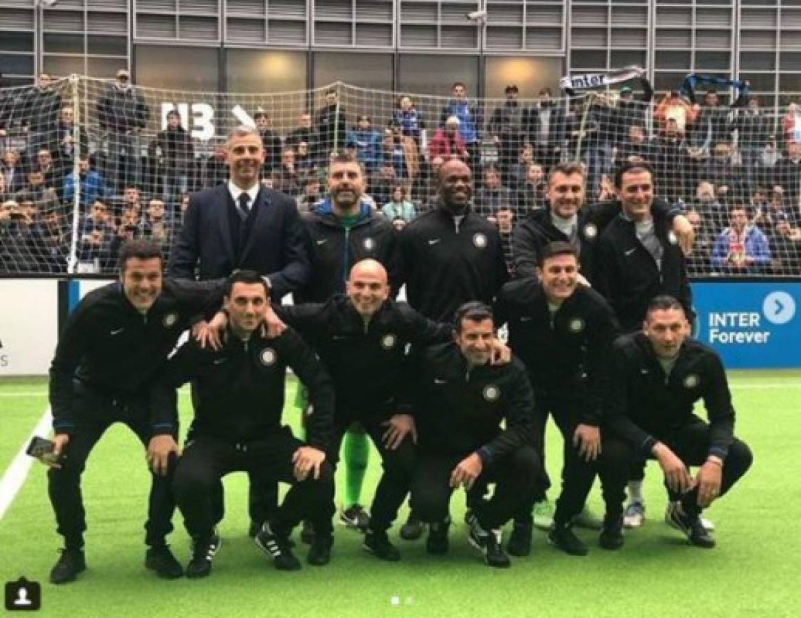 En el equipo italiano, el técnico Francesco Toldo, contó a con el hondureño David Suazo.