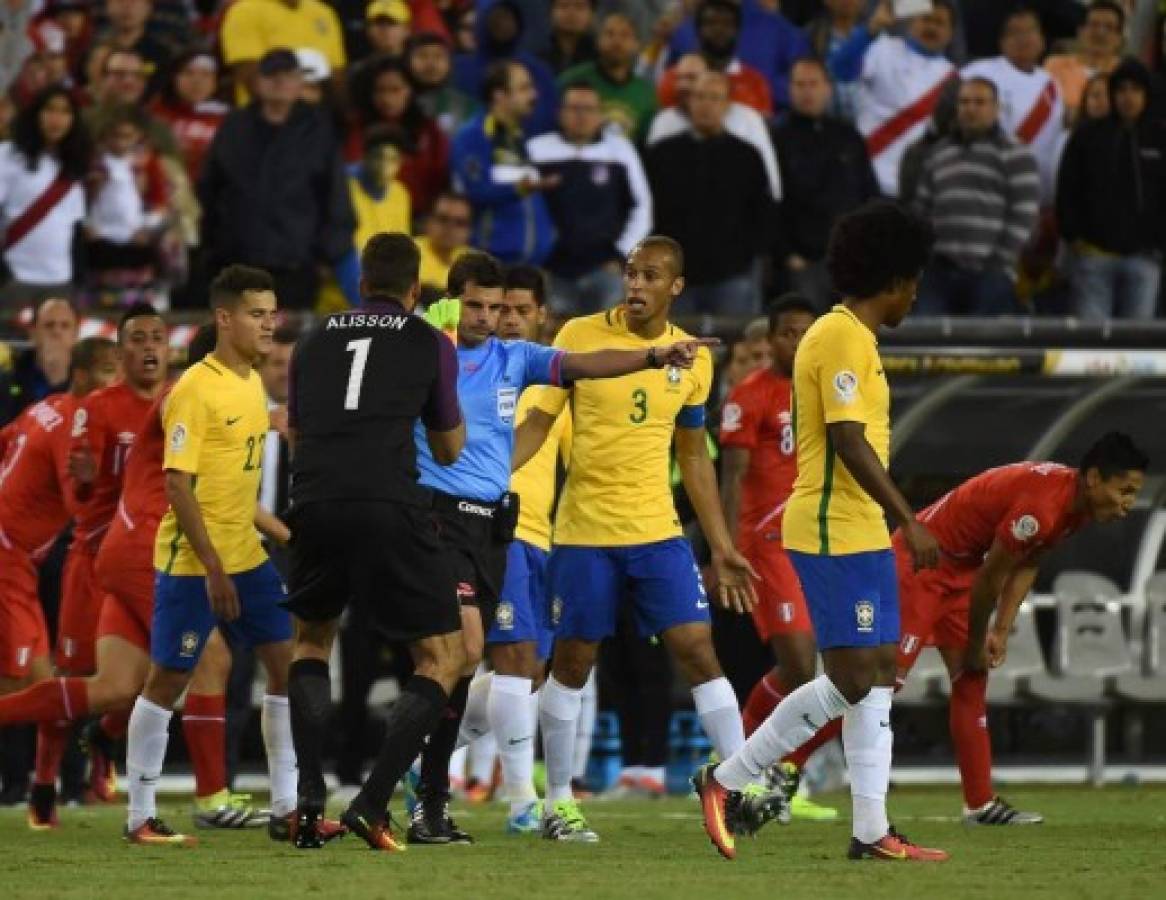Perú da el batacazo, gana 1-0 a Brasil y lo elimina de la Copa América