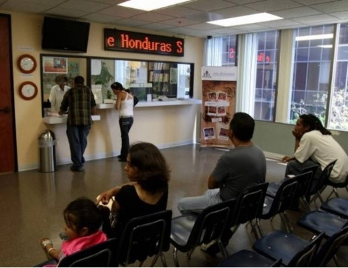 Hondureños claman por identificación consular