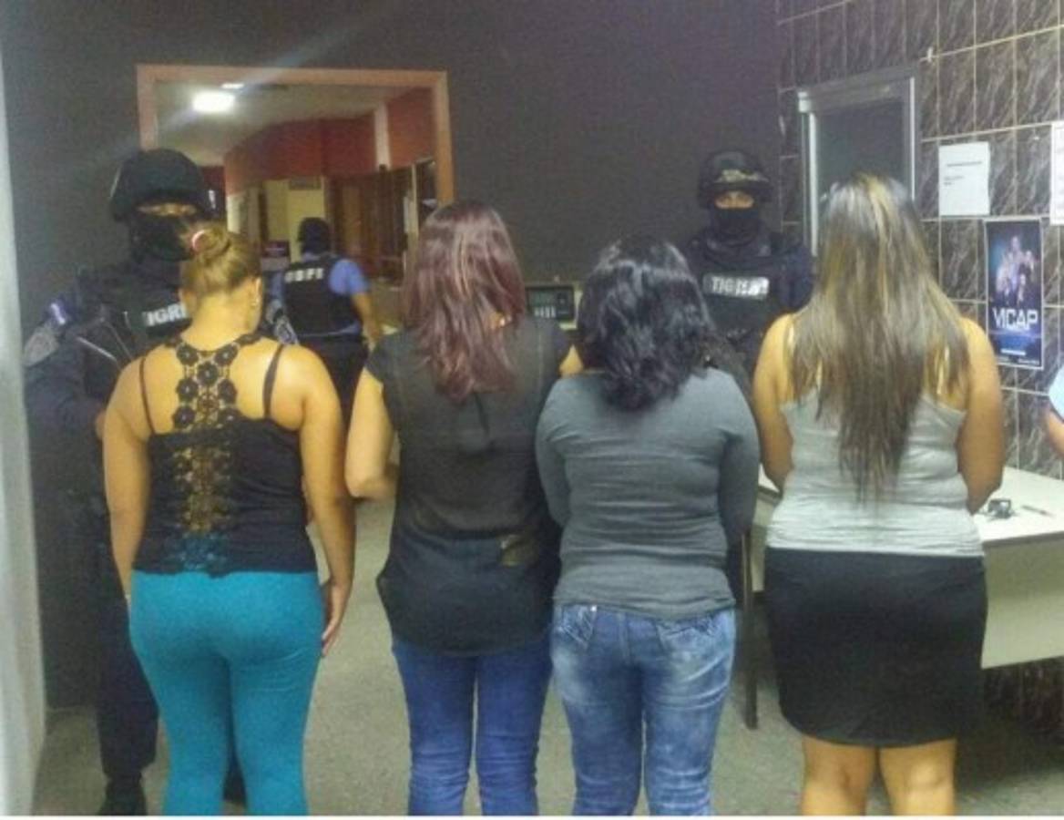 Honduras: 'Operación Tifón' desmantela centros nocturnos y casas de masajes